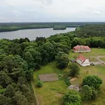 Gospodarstwo Nad Jeziorem Zalom (Czlopa)