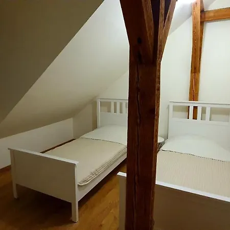 Gospodarstwo Nad Jeziorem * Zalom (Czlopa)