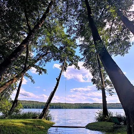 Gospodarstwo Nad Jeziorem Vakantieboerderij *