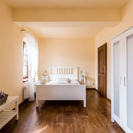 Gospodarstwo Nad Jeziorem *