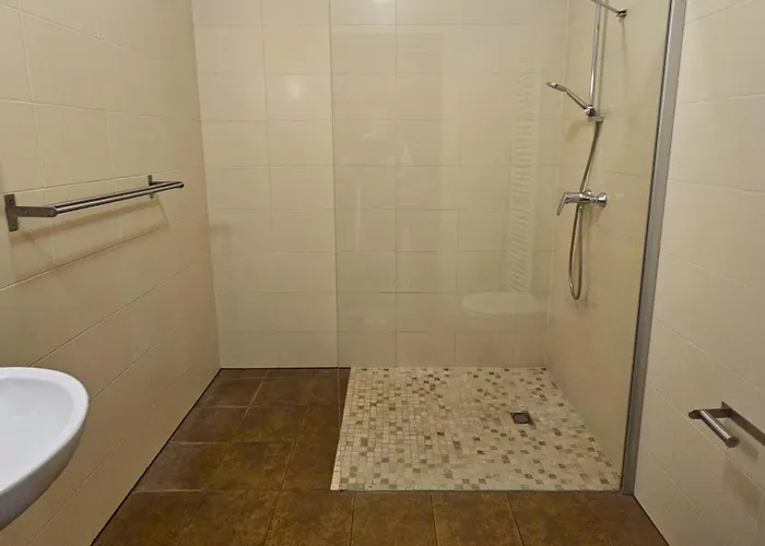 Vakantieboerderij Gospodarstwo Nad Jeziorem Zalom (Czlopa)