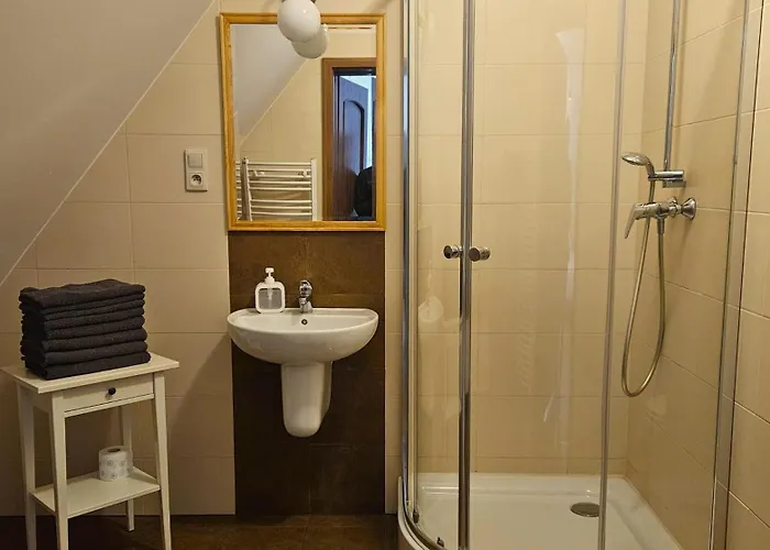 Gospodarstwo Nad Jeziorem Agroturismo Zalom (Czlopa)