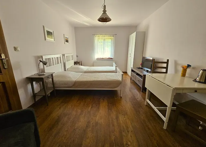 Gospodarstwo Nad Jeziorem Zalom (Czlopa)