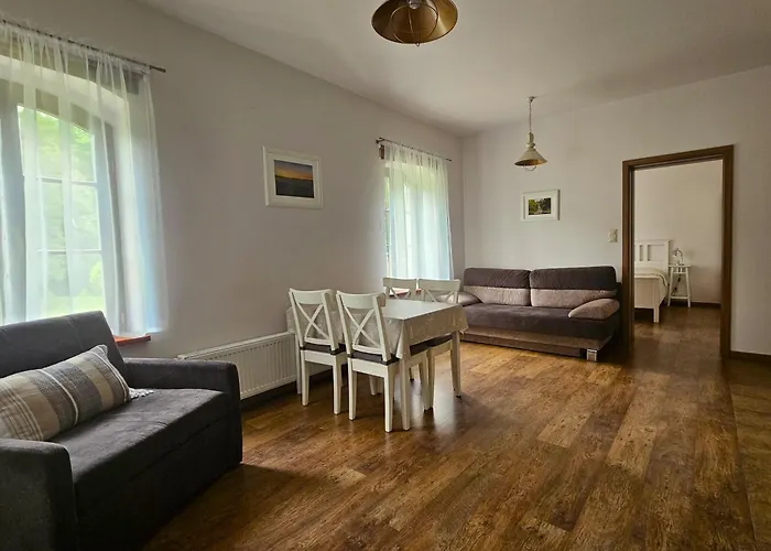 Agroturismo Gospodarstwo Nad Jeziorem Zalom (Czlopa)