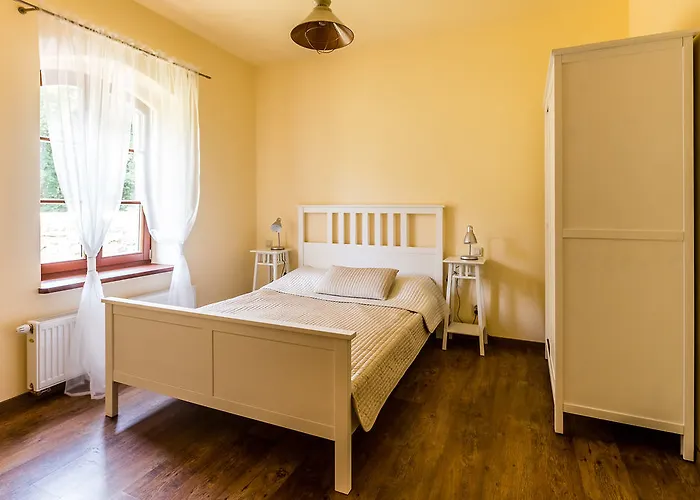 Gospodarstwo Nad Jeziorem Agroturismo *