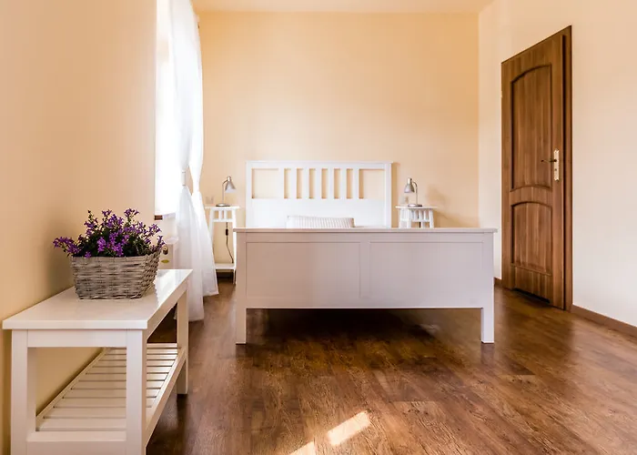 Gospodarstwo Nad Jeziorem Zalom (Czlopa)